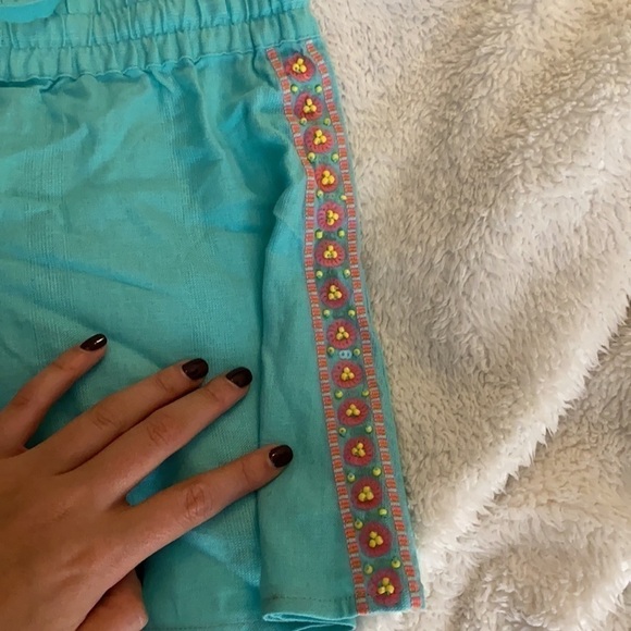 Worn once vineyard vines linen shorts size XS - Picture 2 of 4